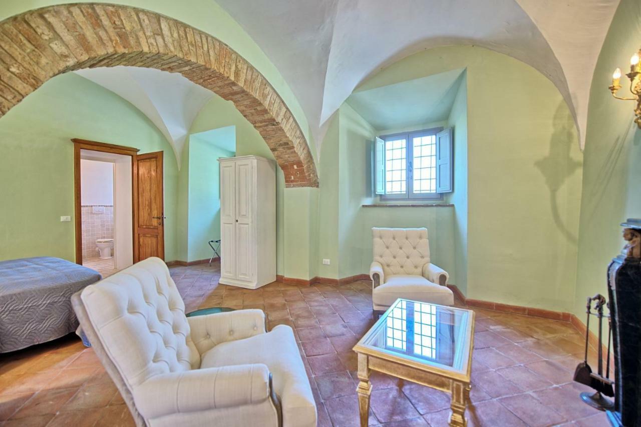 Villa Sant'Anastasio Suites Volterra Dış mekan fotoğraf